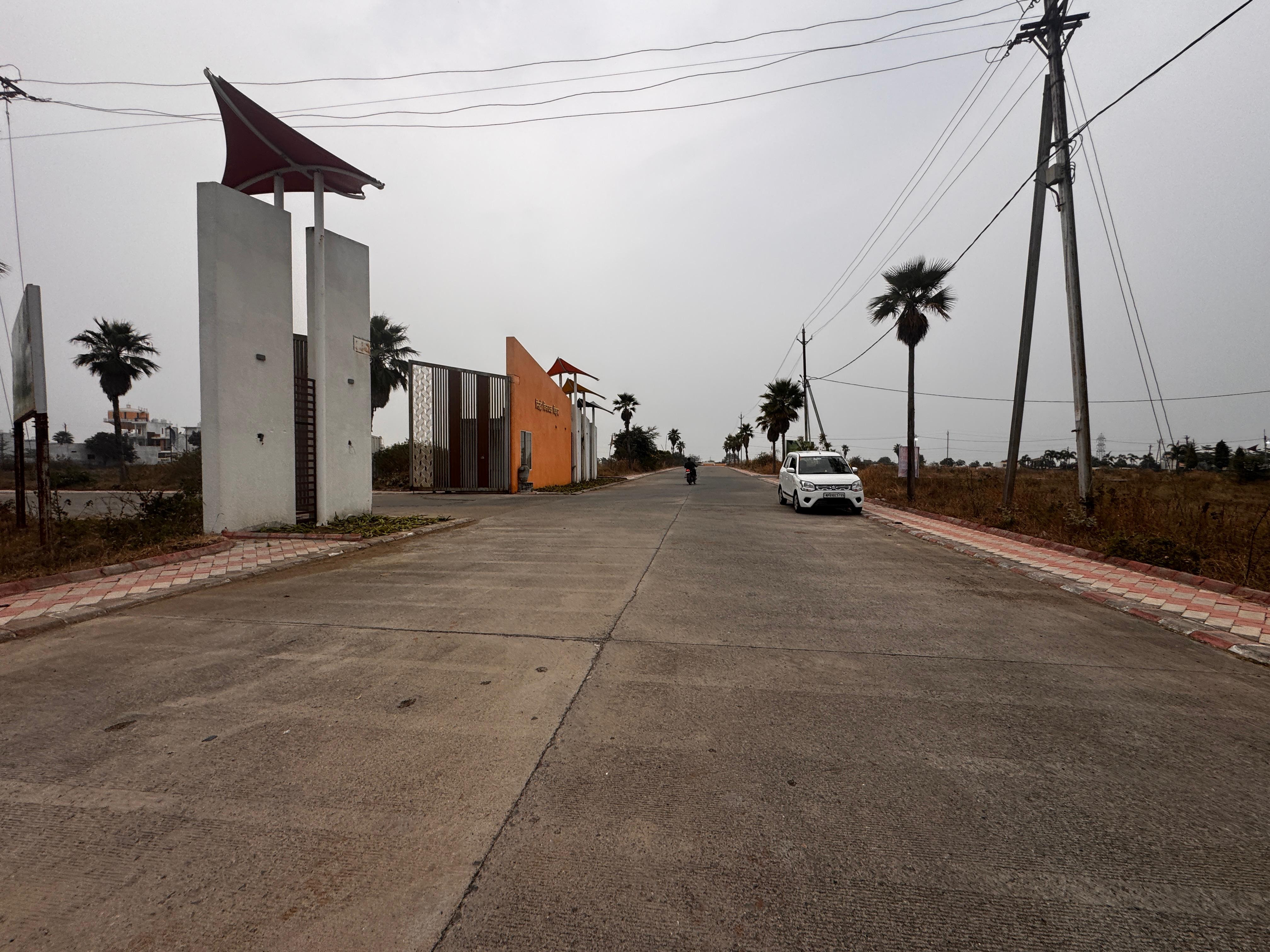 Premium project mein indore ujjain road per in Ujjain road