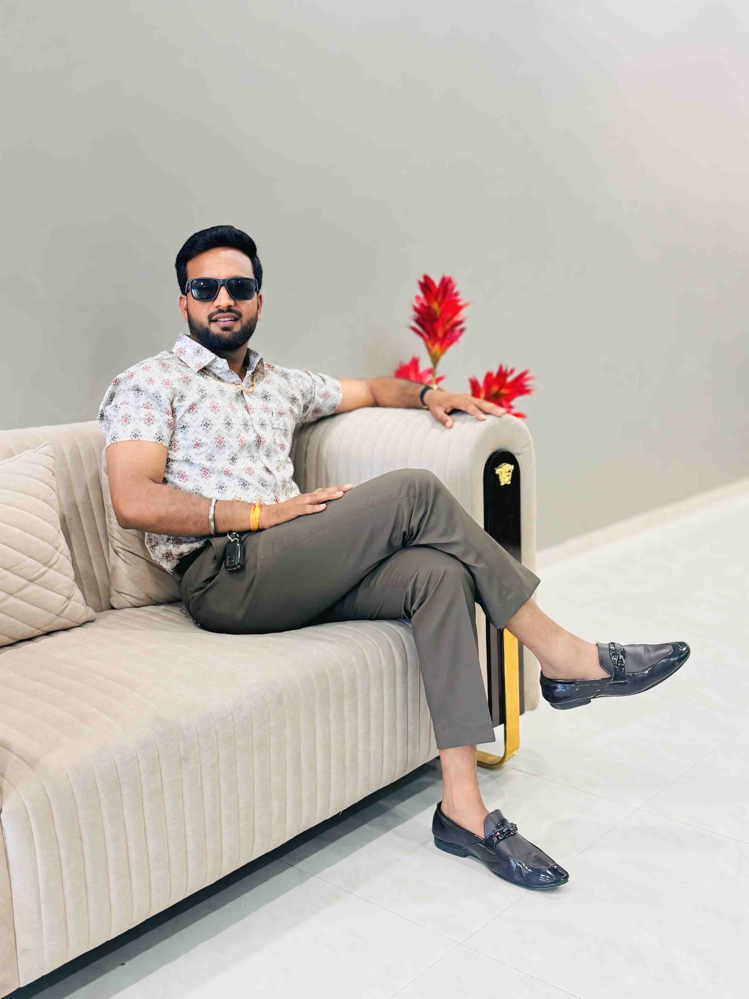 Property Agent Vikash sahu